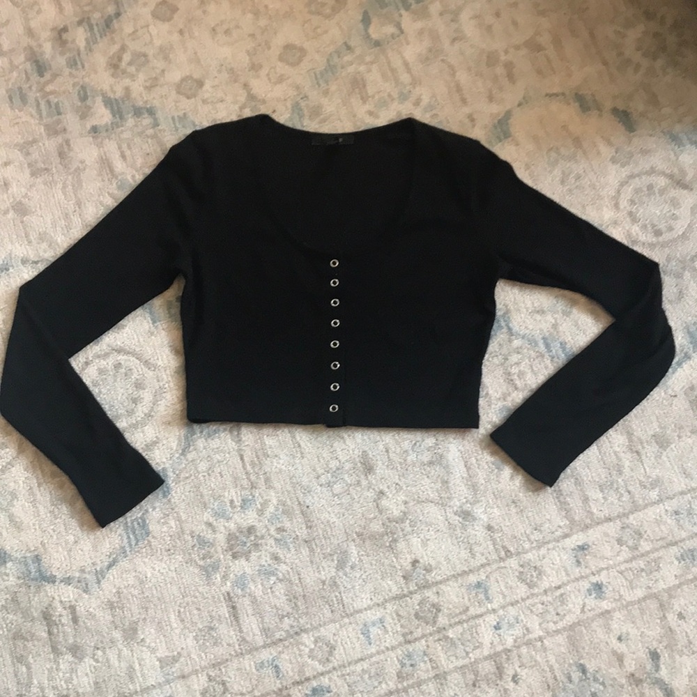 Forever 21; cropped black shirt